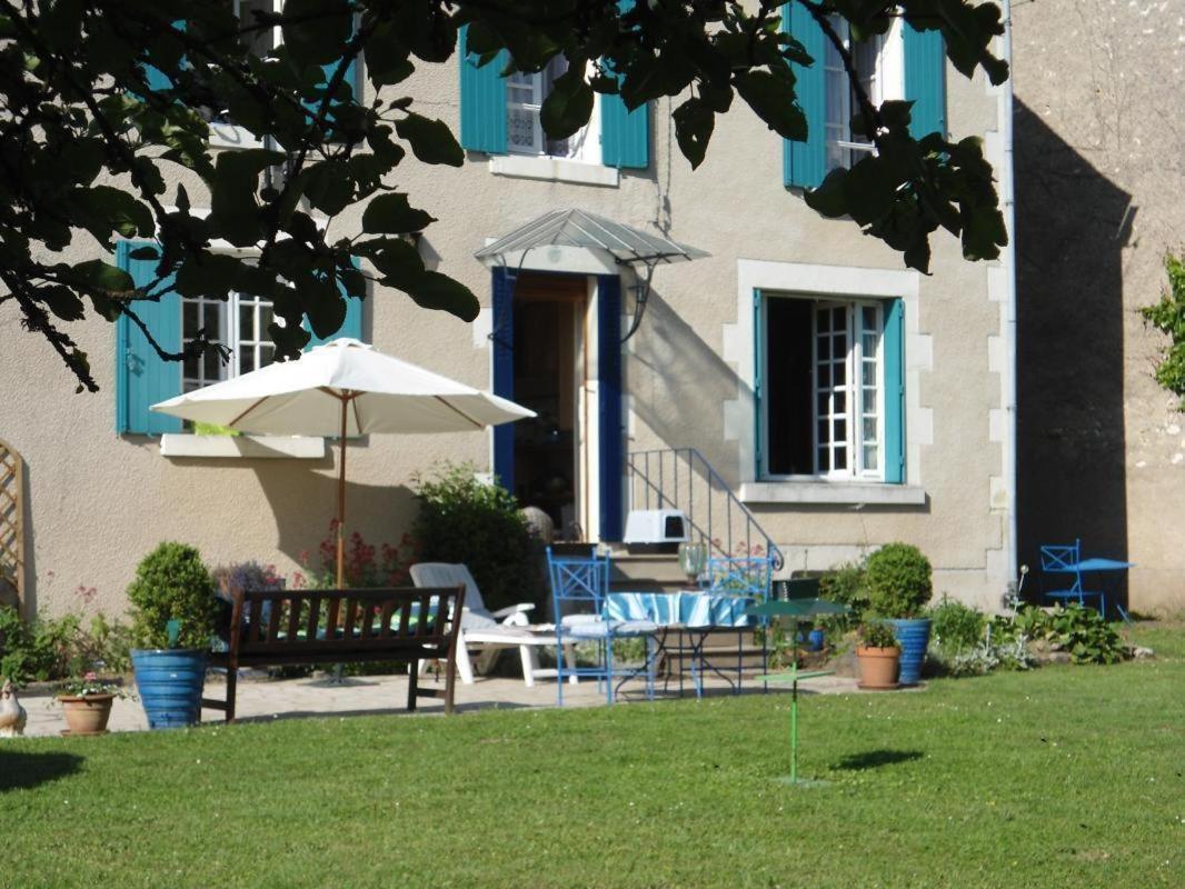 La Maison Bleue Arquian Extérieur photo