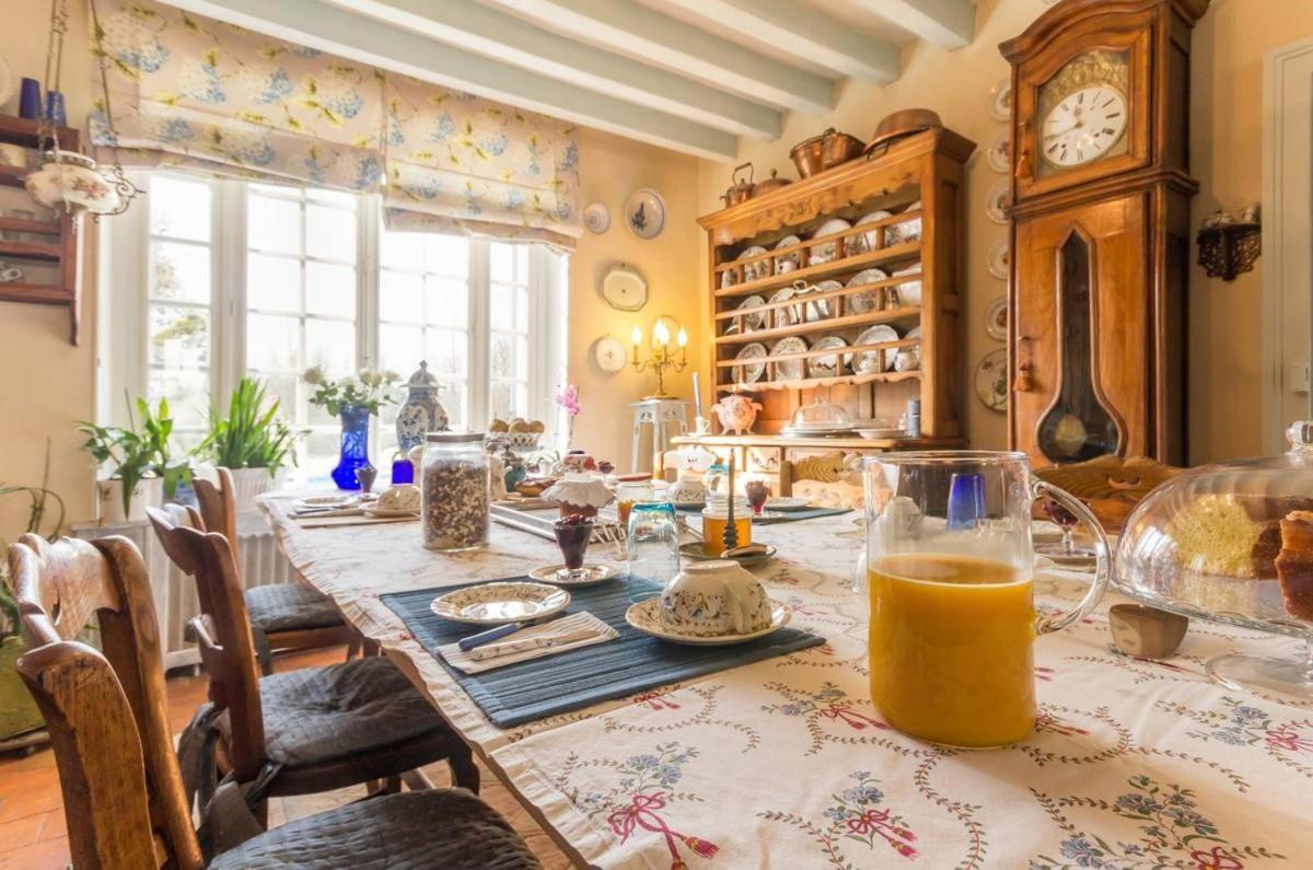 La Maison Bleue Arquian Extérieur photo